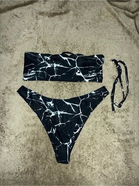 SHEIN Black & White Marble Bandeau Bikini Set